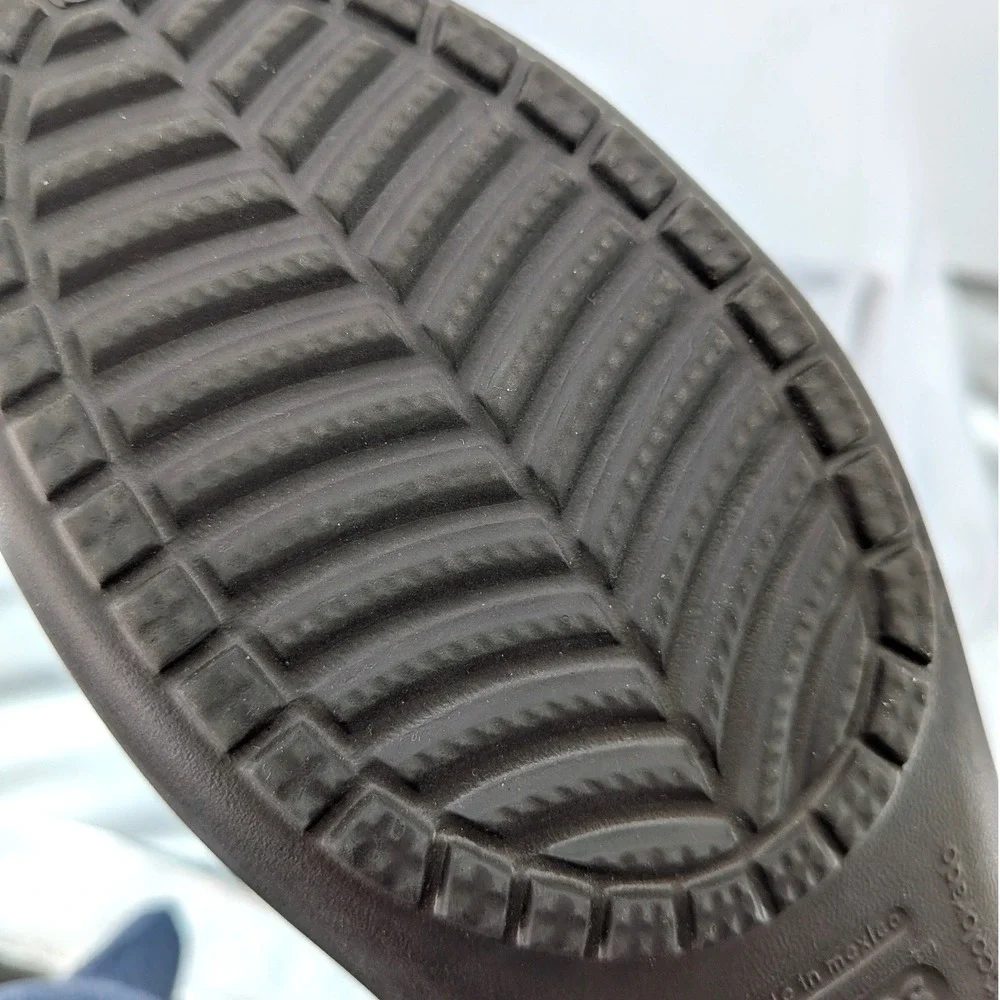 Crocs Slip On Flats Brown Comfort Lightweight Rubber Casual Shoes W8‎